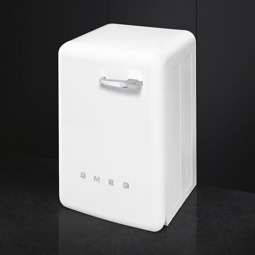 Стиральная машина Smeg LBB14WH-2